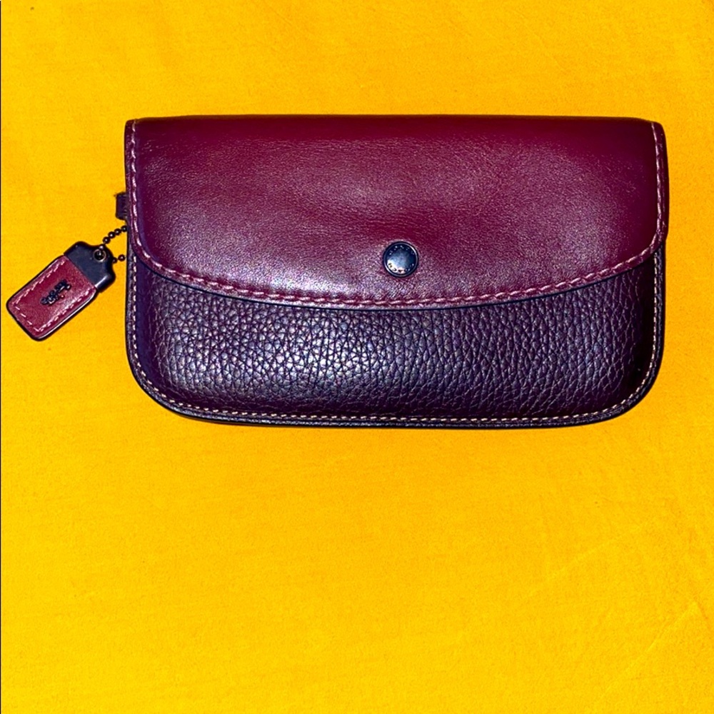 Coach burgundy beveled leather wallet